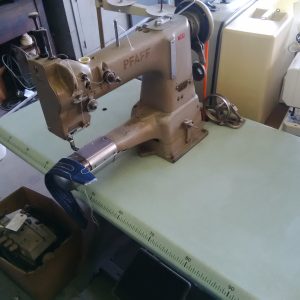 Pfaff 390U128 (N°07172)