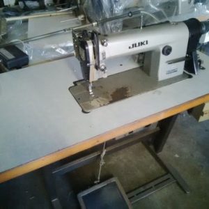 Juki DLN-555 (N°07299)