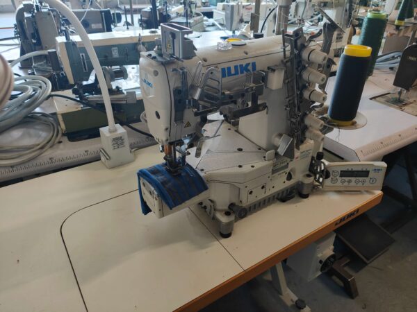 machine de recouvrement canon juki mf7823 occasion