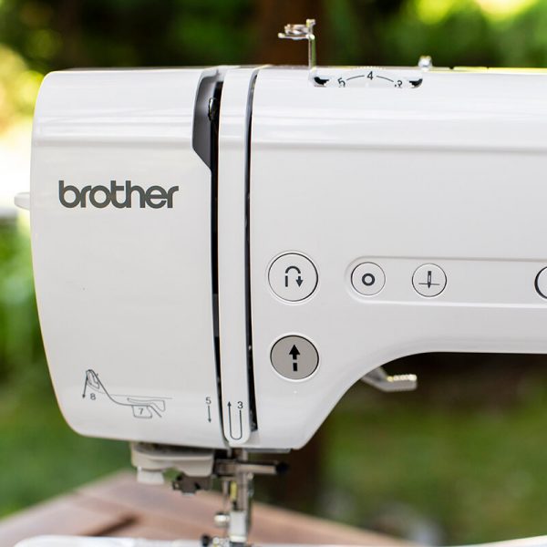 Machines à coudre Brother Innovis A16 – Image 3