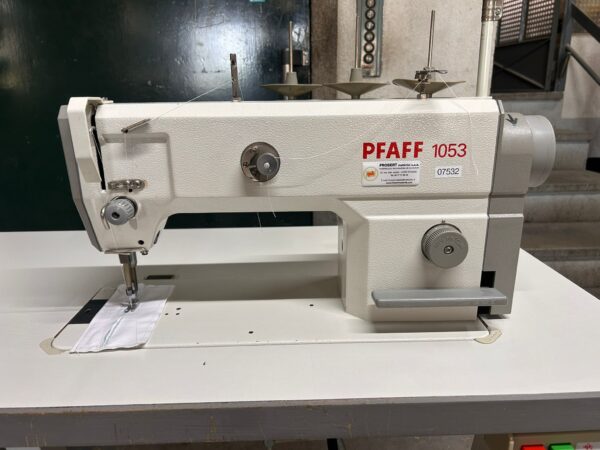 piqueuse plate simple entrainement pfaff 1053 occasion