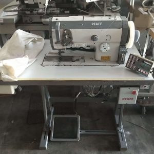 Piqueuse plate triple entrainement d'occasion Pfaff 1425