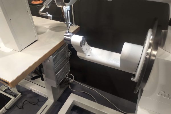 Machine à bras bigorne COMETA VBO 360° – Image 3