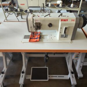 Piqueuse plate 2 aiguilles fixes Pfaff 242