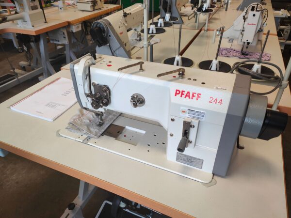 PFAFF 244-70/13ALX3.2 (N°07394) – Image 2