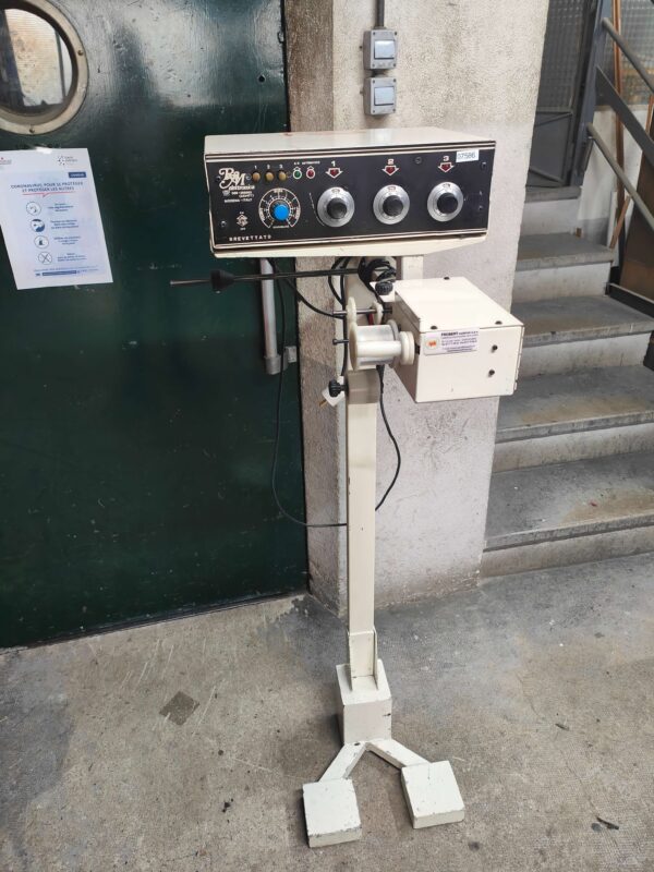 débiteur d élastique d occasion ram lisa 1040