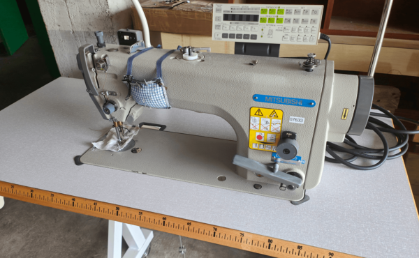 piqueuse plate simple entrainement mitsubishi ls2-1780