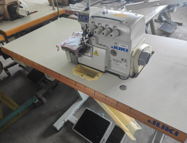 surjeteuse Juki 2aig-4fils mo-6814s occasion