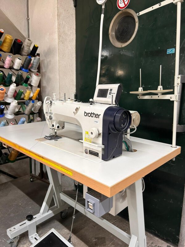 piqueuse double entrainement brother s7220d occasion