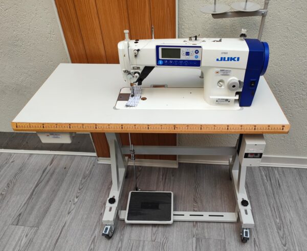 piqueuse plate simple entrainement juki ddl-8000a occasion