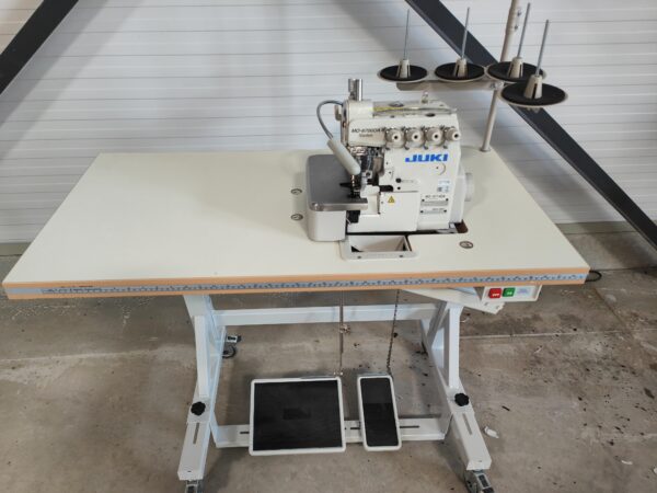 surjeteuse juki mo-6714da occasion